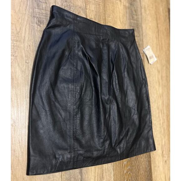 Vintage Wilson's Leather Black Mini Skirt Sz 6 NEW! Classic Timeless Mob Wives - Picture 2 of 9